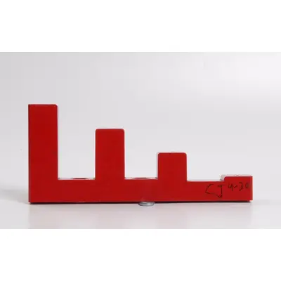 Ступенчатый изолятор IEK ИСв4-30, без крепления (YIS11-4-30-8)