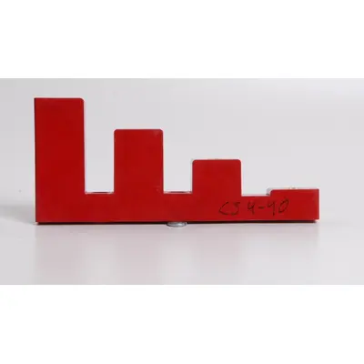 Ступенчатый изолятор IEK ИСв4-40, без крепления (YIS11-4-40-8)